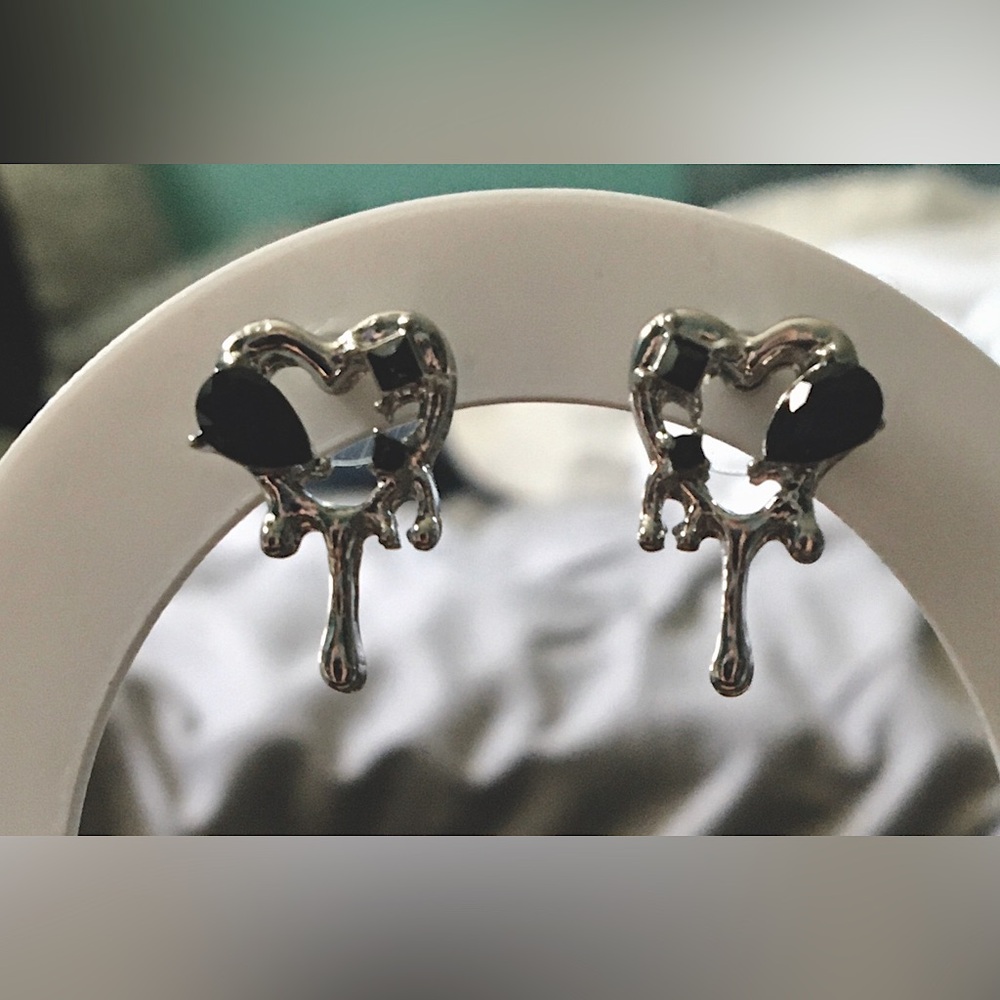 Silver Dripping Hearts Stud Earrings